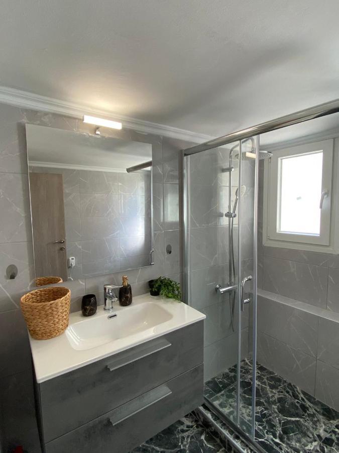 Gnaios Penthouse Apartment Солун Екстериор снимка